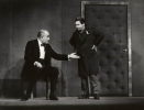 Jan Kreczmar (Dyrektor teatru), Wojciech Skibiński (Montek)<br/> fot. Edward Hartwig