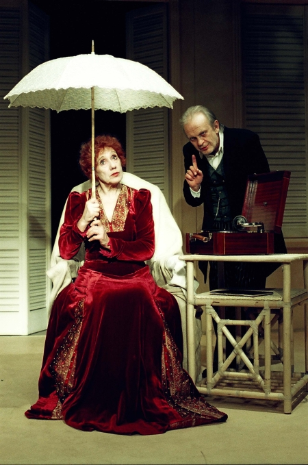 Maja Komorowska (Sarah Bernhardt), Wiesław Komasa (Pitou)